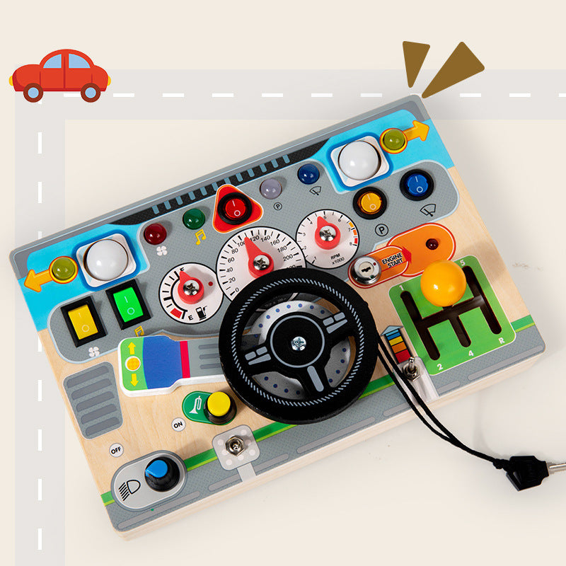 Child-safe wooden steering wheel toy for fine motor development